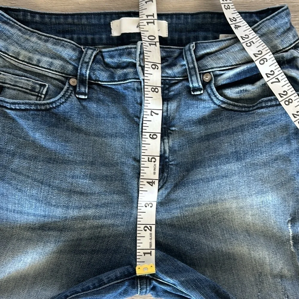 KanCan size 26 skinny fit jeans